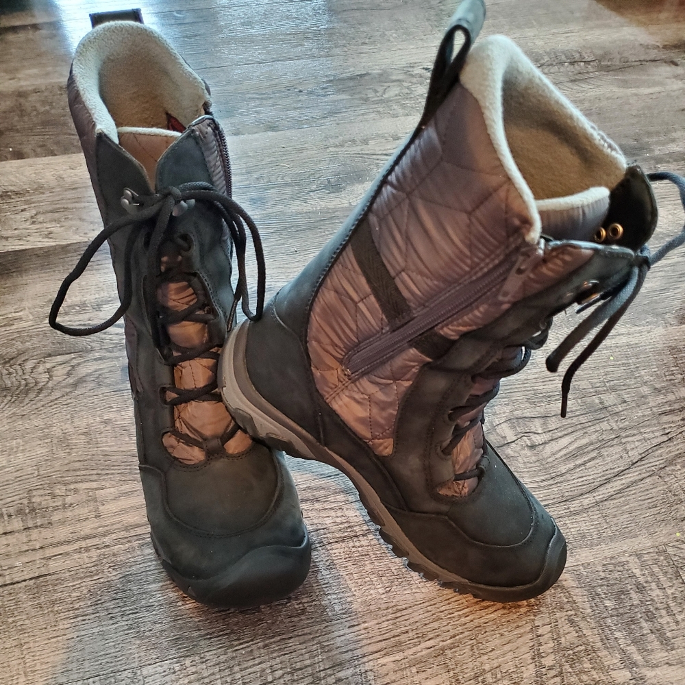 Women's Keen winter boots